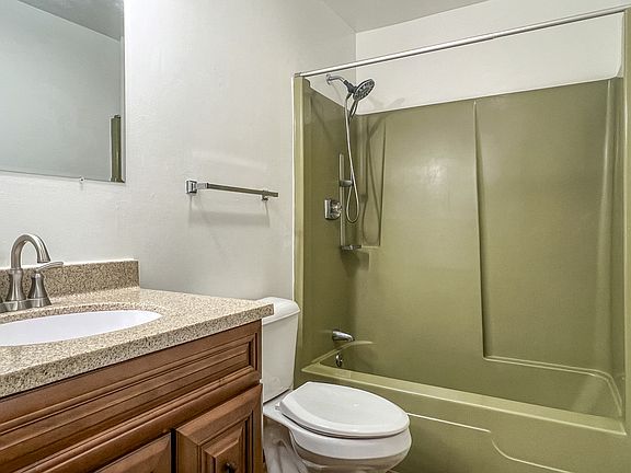 5th image of 515 White St #4
