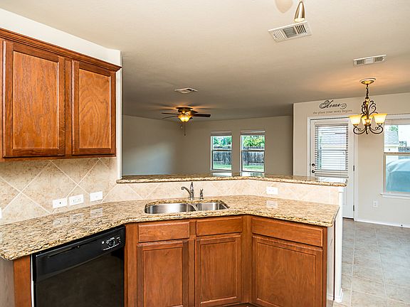 5th image of 18821 Derby Hill Ln