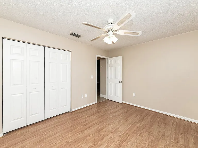 4208 76th Dr E — Photo 12