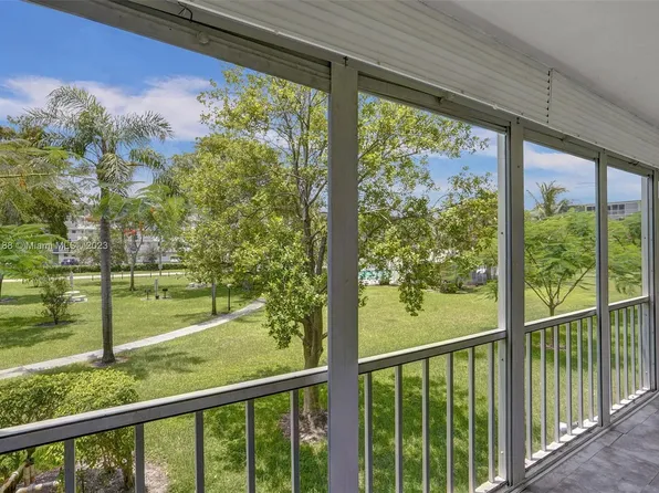 4650 Washington St APT 209, Hollywood, FL 33021