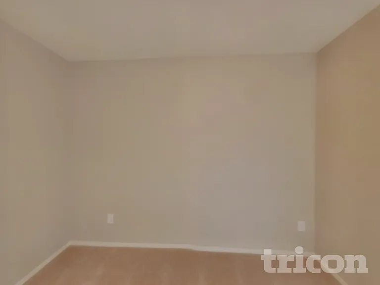 1717 Claireborne Ct — Photo 15
