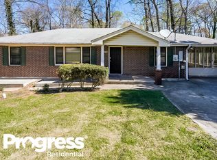 1164 Lloyd Dr, Forest Park, GA 30297