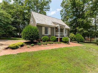 9806 Cole Mill Rd, North Chesterfield, VA 23237