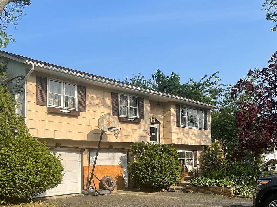 1st image of 2085 Feuereisen Avenue