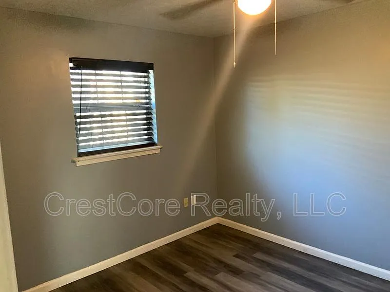 2 bed, 702 sqft, $795 — Photo 4