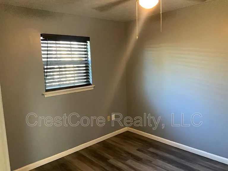 840 Pendleton St #840 — Photo 4
