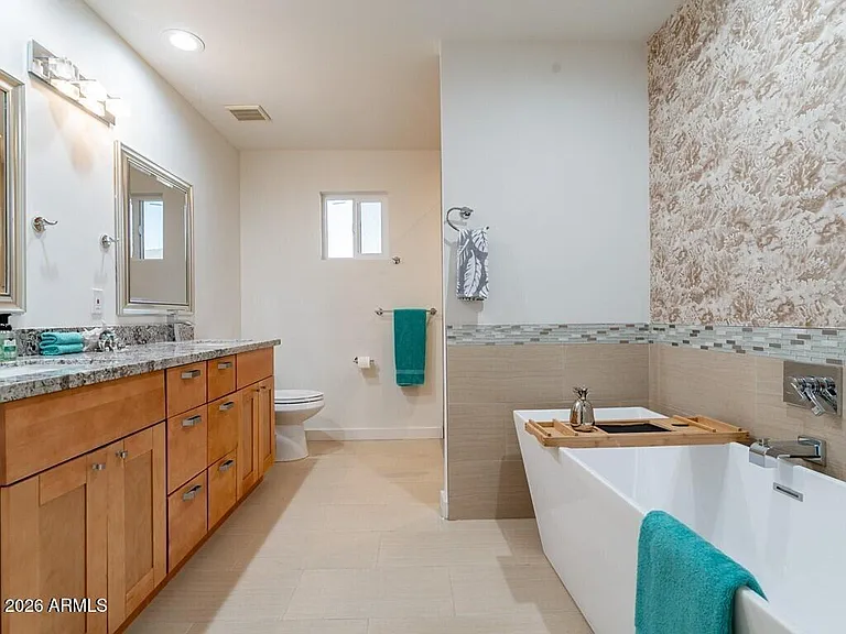 3302 E Turquoise Ave — Photo 31
