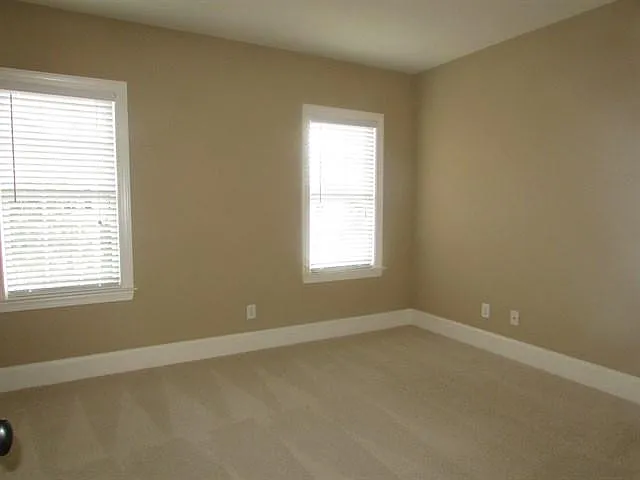 1305 Palace Garden Way — Photo 12