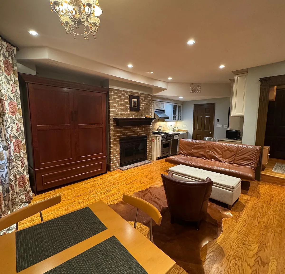 Studio, 476 sqft, $3,480 — Photo 4