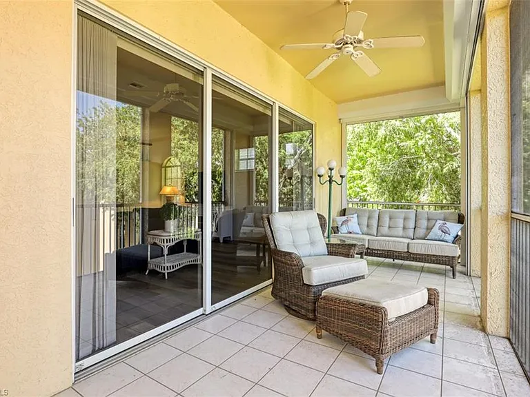 600 L Ambiance Cir #6 — Photo 14