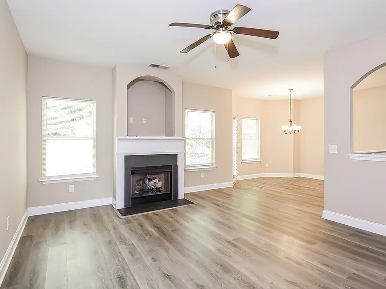 125 Bethany Manor Dr — Photo 5