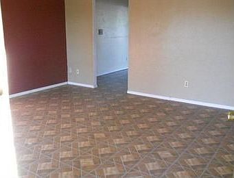 5th image of 4038 W Golden Ln