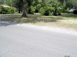 2105 E 6th St, Panama City, FL 32401