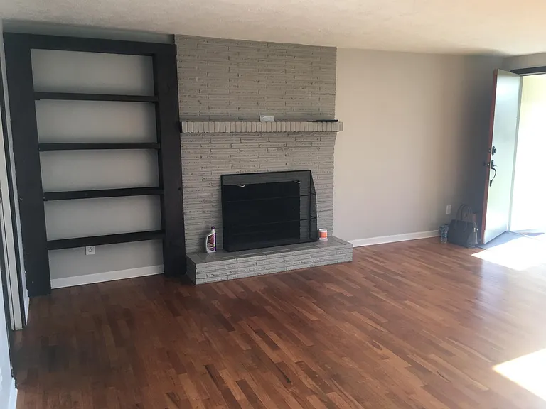 2285 Oakway Ter — Photo 3
