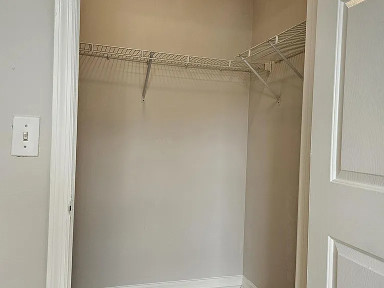 3591 Kernan Blvd S #833 — Photo 26