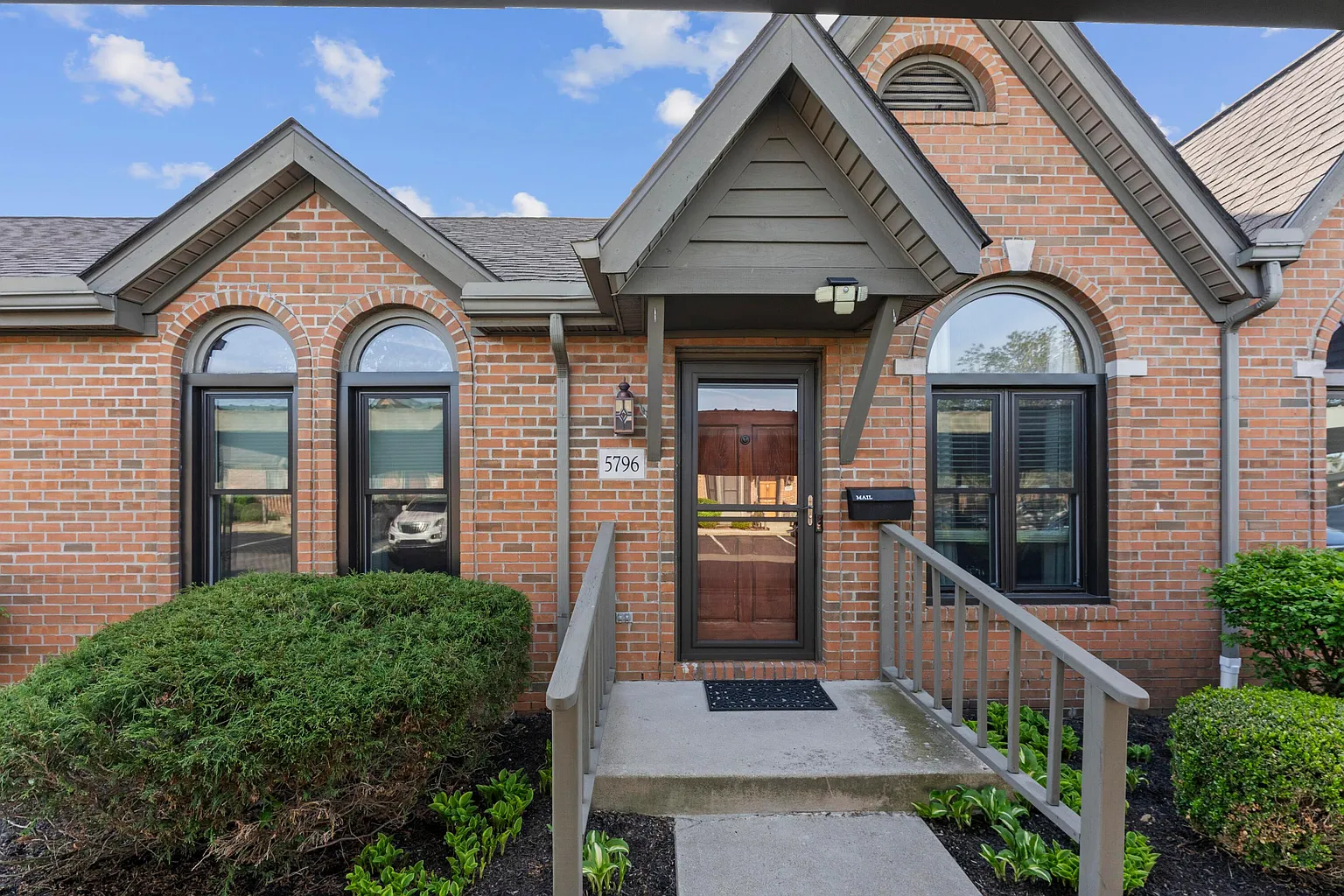 5796 Thada Ln photo 1