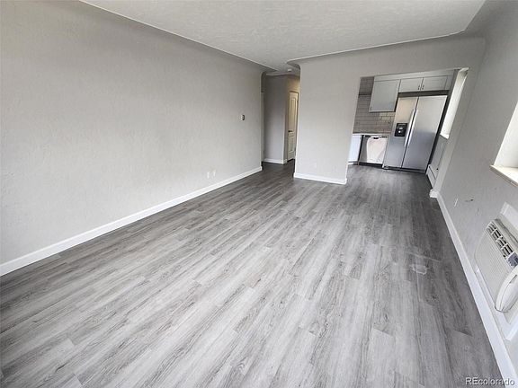 4th image of 2259 S Josephine St APT 201