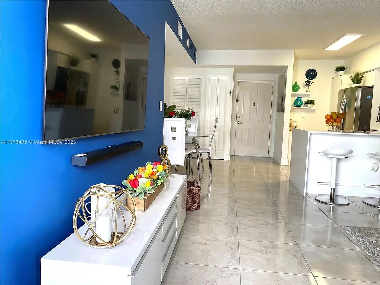 1 bed, 685 sqft, $2,200 — Photo 1