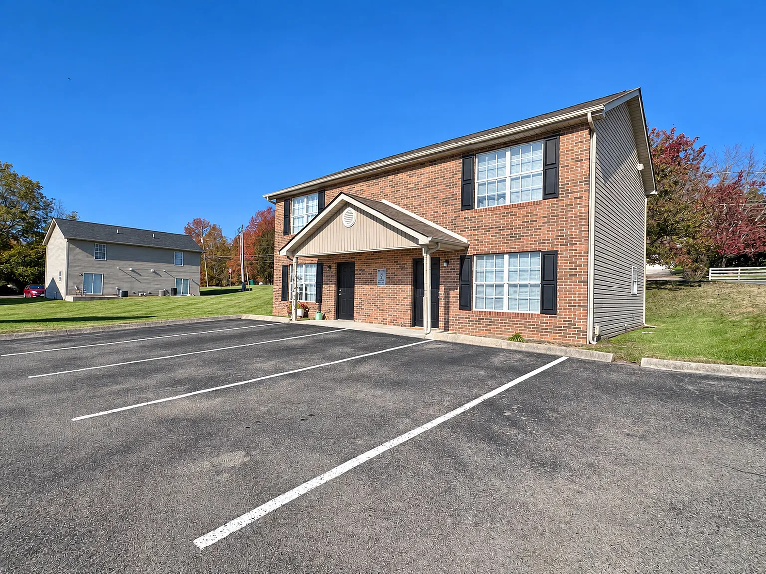 Rand 938 Townhomes — Photo 4
