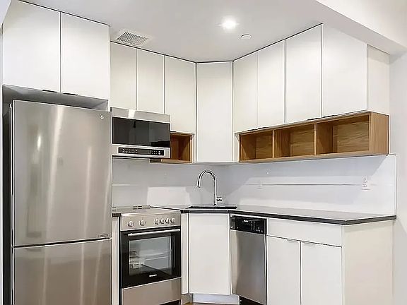 5th image of 298 Ellery St #5L