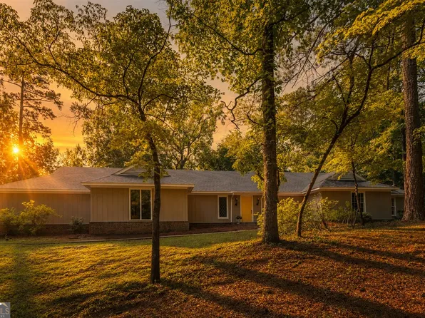 4950 Wellington Dr, Macon, GA 31210