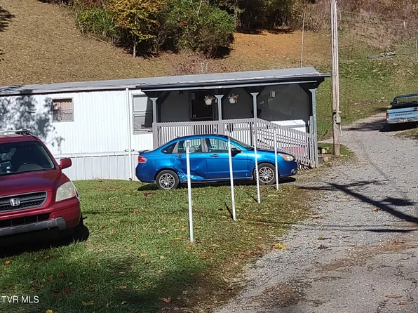 7735 Highway 19 E, Roan Mountain, TN 37687