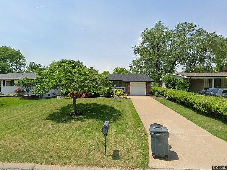 1st image of 5 Mary Rose Ct