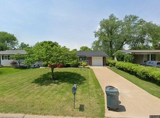 5 Mary Rose Ct, Hazelwood, MO