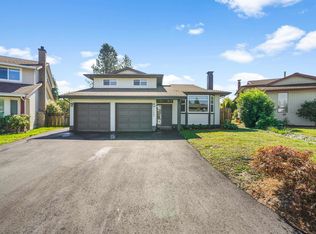 23005 Apple Grv, Maple Ridge, BC V2X9K3