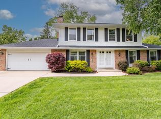 13690 W Wilbur Dr, New Berlin, WI 53151