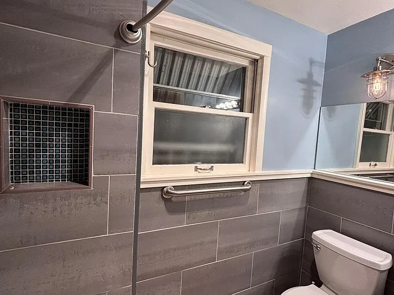 414 Breckenridge St — Photo 37