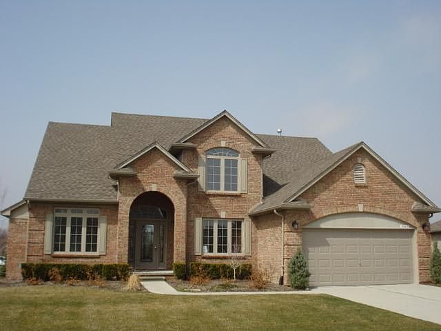 1st image of 50613 Commons Dr