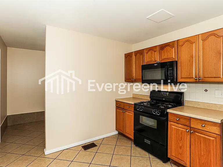 8436 Flamingo Ln — Photo 6