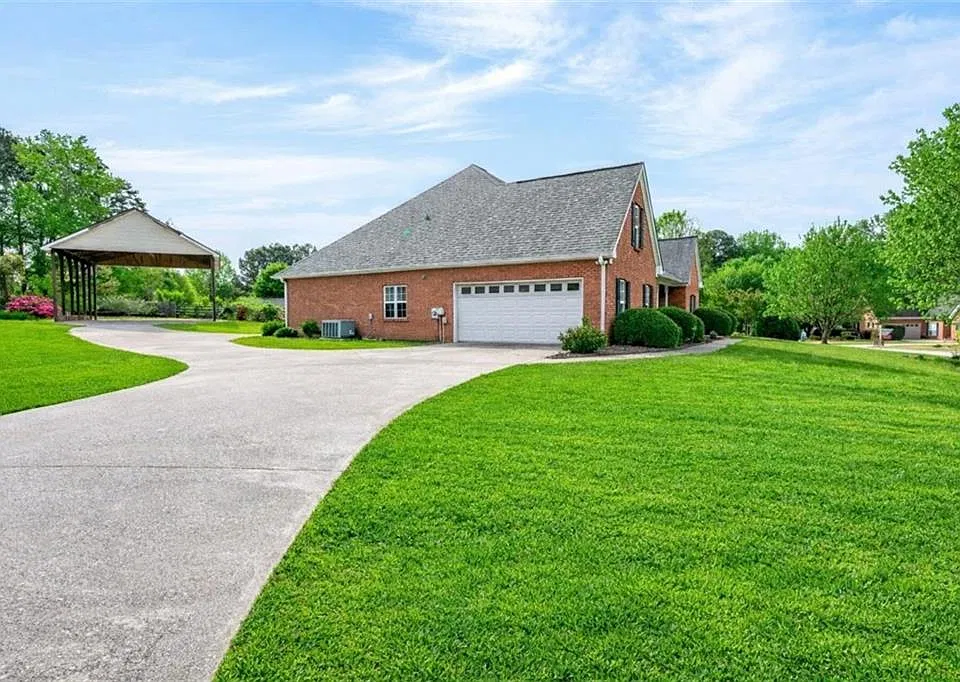 3057 Biltmore Woods Dr