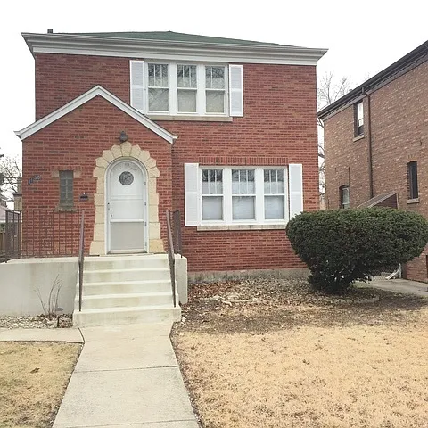 8150 S Washtenaw Ave photo 1