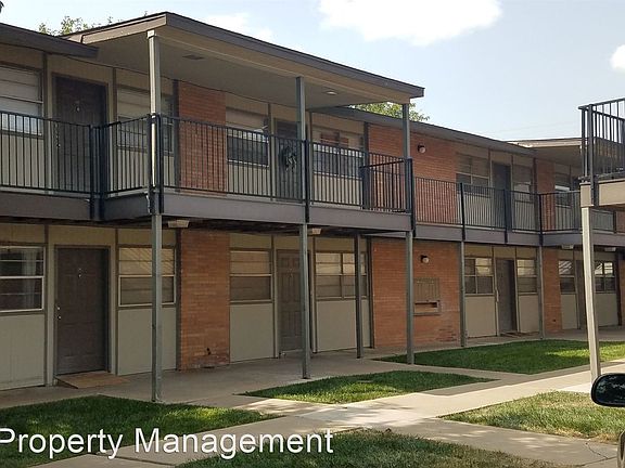 2nd image of 2809 SW 28th Ave #132