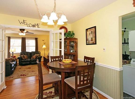 3rd image of 726 Hedrick Dr