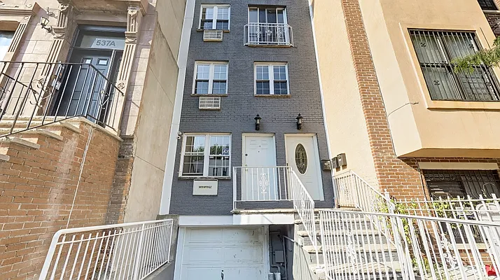 Rented by JB Mac Real Estate Inc. | media 8