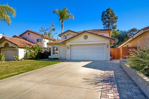 2nd image of 1129 Rachel Cir