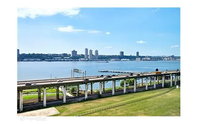 Rented by Douglas Elliman | media 2