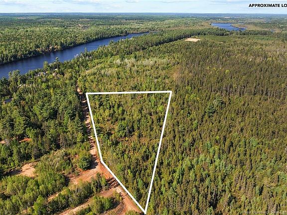 3rd image of LOT Wegesegum Rd