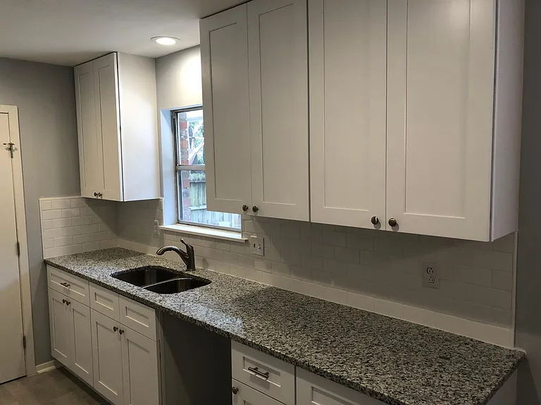 3723 Chartwell Dr — Photo 2
