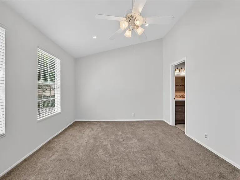 658 Green Valley Rd #B3 — Photo 69