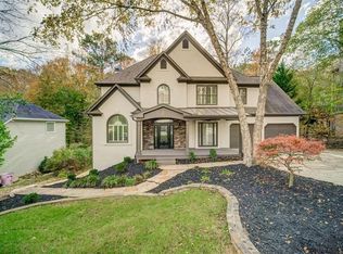 822 Hillcrest Ln, Woodstock, GA 30189