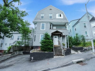 42 Windsor St, Worcester, MA, 01605