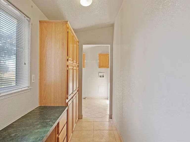 788 E Willow Ave — Photo 24