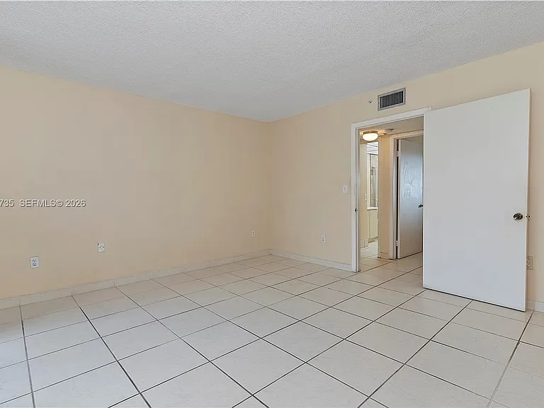8760 SW 133rd Avenue Rd #301 — Photo 23