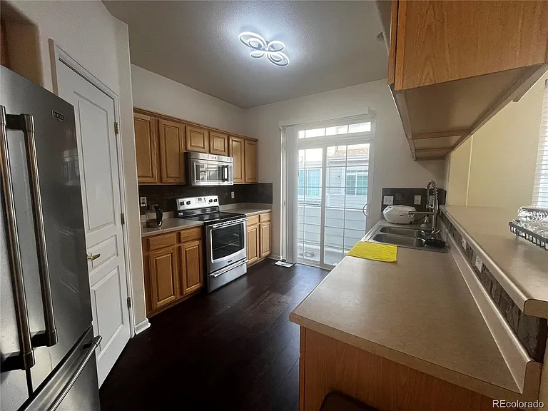 16901 E Warren Pl #B — Photo 6