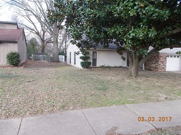 3rd image of 3436 Cloudland Dr
