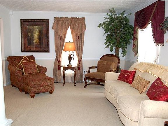 2nd image of 7322 Saratoga Ct